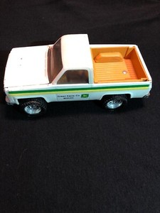 ertl chevy truck
