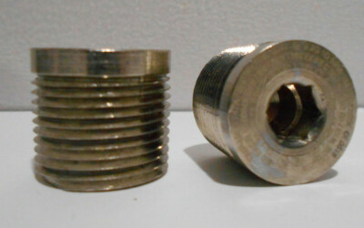 Lot of 5 - Appleton 747DAT25 Stainless Steel Allen Head Plugs 3/4 MPT ...