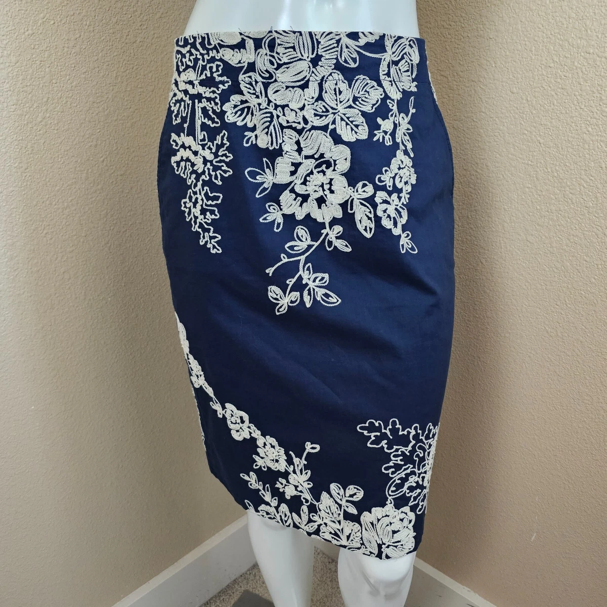 Floral pencil skirt navy blue hotsell