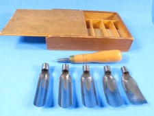 uncommon patternmakers bent gouge set 5 blades fit onto 1 wood handle w/ box