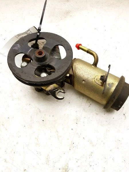 04 05 06 SCION XA Power Steering Pump 44310-52050 - Image 4 of 4