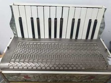 VINTAGE PURATONTE PIANO ACCORDIAN IN MOTHER OF PEARL - good working order