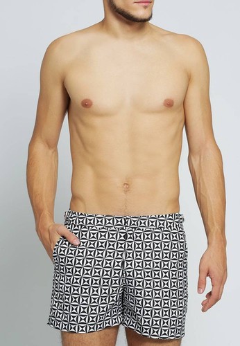 Orlebar Brown Bulldog Swim Shorts, Brand New - sizes 28/30/31/32/33/34 - £195 - Picture 11 of 31