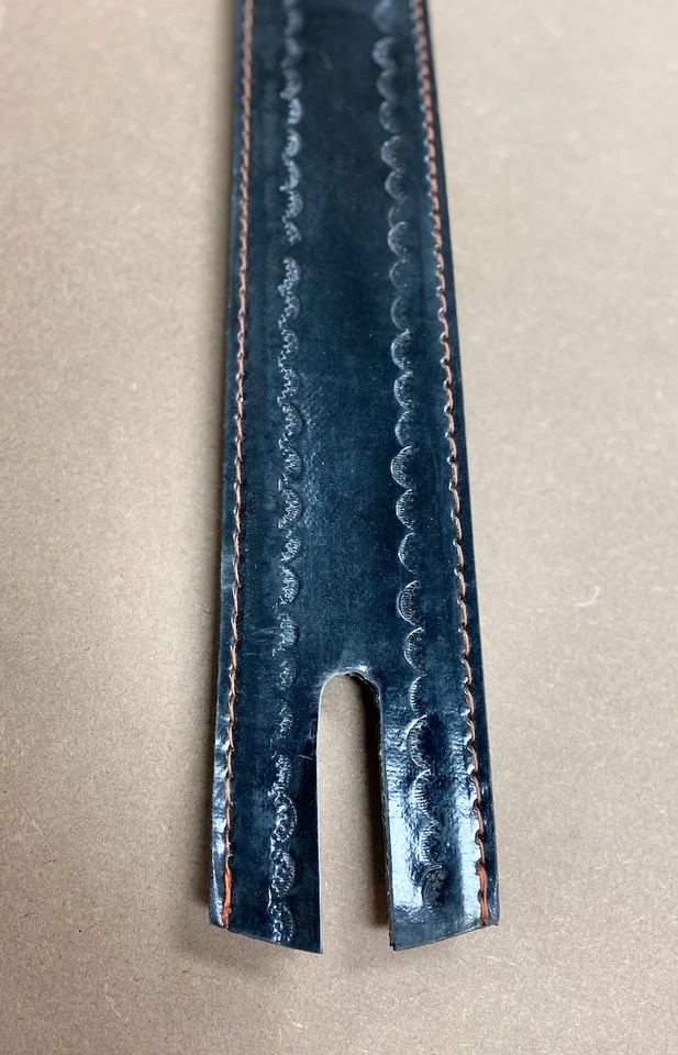 Espada Claymore con mango negro réplica hecha a mano (42 pulgadas de largo total) Foto 3 de 4