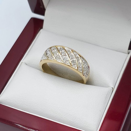 Vintage 9ct Yellow Gold Natural 0.25ct Diamond Cluster Cross Ladies Band Ring - Picture 2 of 8