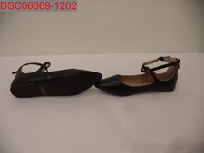NWT - Dream Pairs Women's Black Sole Strappy Shoes, Size 8.5