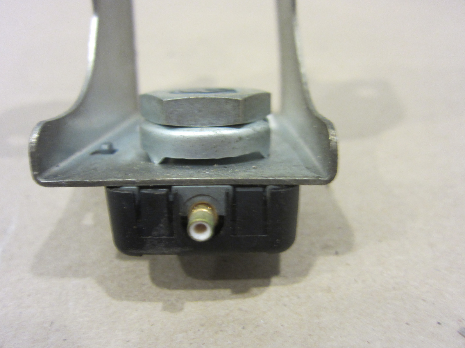Lamborghini Gallardo - GPS Antenna With Bracket - Part # 8Z0919889