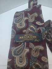 Vintage Ivey League Men's Burgundy Paisley Silk Necktie. 100% Silk. Made in USA