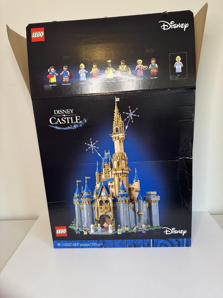 LEGO Disney Castle 43222 - Build Only - No Minifigures - NEW UNASSEMBLED w/ Box - Image 4 of 4