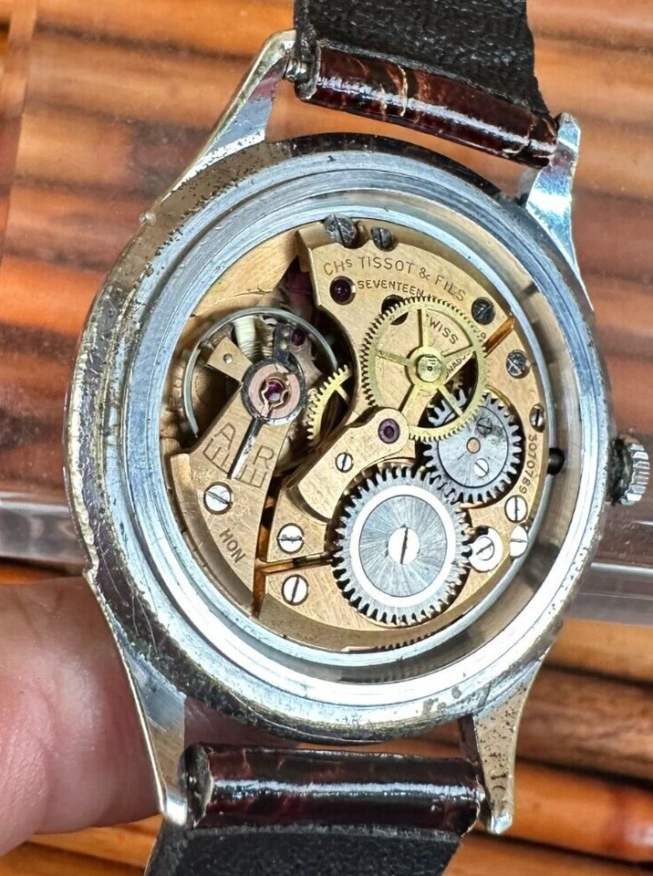 CHs TISSOT & FILS Vintage Swiss Manual Watch 1953 17j Beautiful and Serviced - Image 3 of 4