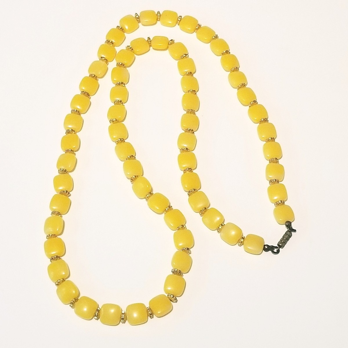 Vintage Yellow Gold Bead Necklace Single Strand Rounded Square Beads Retro  Mod