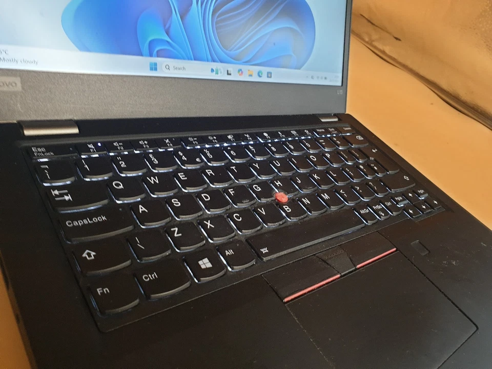 Lenovo ThinkPad L13 GEN 1 13.3 " i5-10210u 1.6GHZ 8GB ,256GB SSD WIN 11.,SL.9 - Image 4 of 4