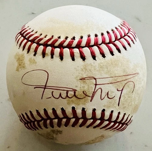 Willie Mays Signed PSA Baseball Auto Autograph HOF