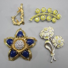 Vintage Brooch Lot Hollycraft Kramer Joan Rivers Sarah Coventry