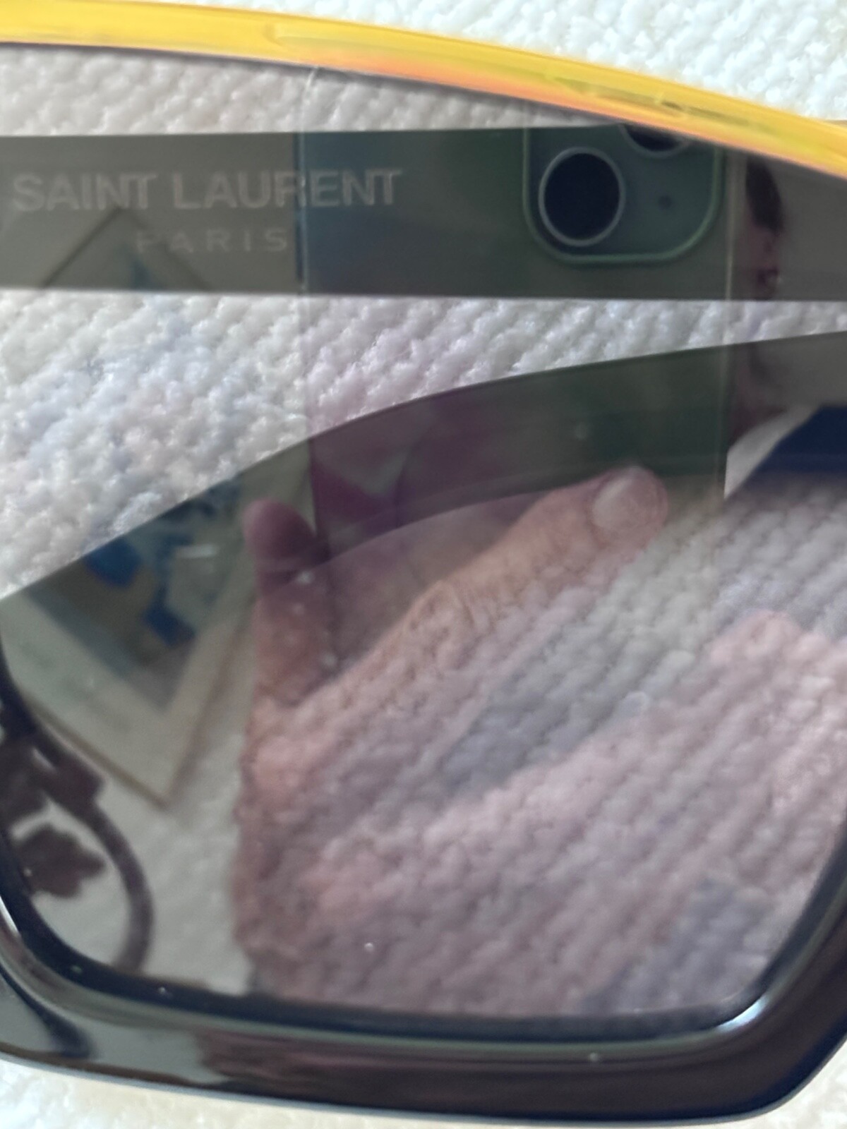 Bicchiere da sole Saint Laurent nero con oro sl 570