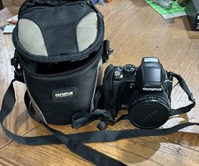Olympus SP-565UZ 10MP Digital Camera with 20x Optical Zoom, With Bag