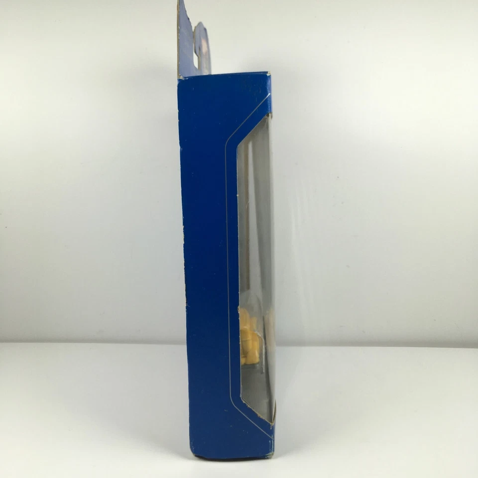 Camión de reparto Ford 32 réplica conmemorativa Hot Wheels 30 años #18878 Foto 3 de 4