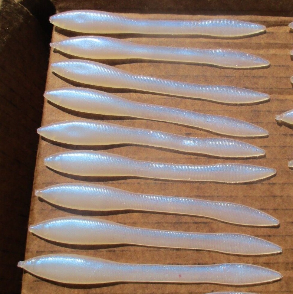 20ct BLUE GLIMMER 5" SLENDER EELS Bass Fishing Baits Saltwater Lures Trailers - Image 2