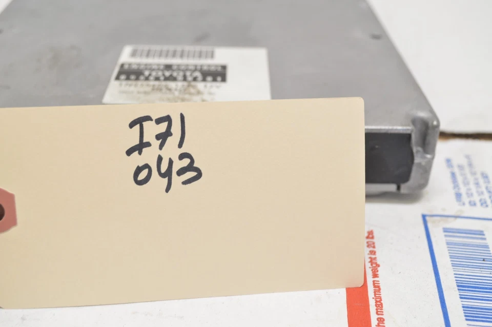 2007-2010 Toyota Sienna 89661-08281 Engine Control Module Unit Ecm I71 043 - Image 4 of 4