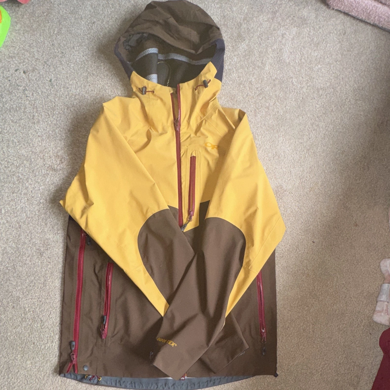 Outdoor Research Men’s Hemisphere Softshell Jacket