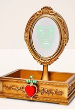 Bath  Body Works Disney Villains Evil Queen Magic Mirror Body Care Tray Lights