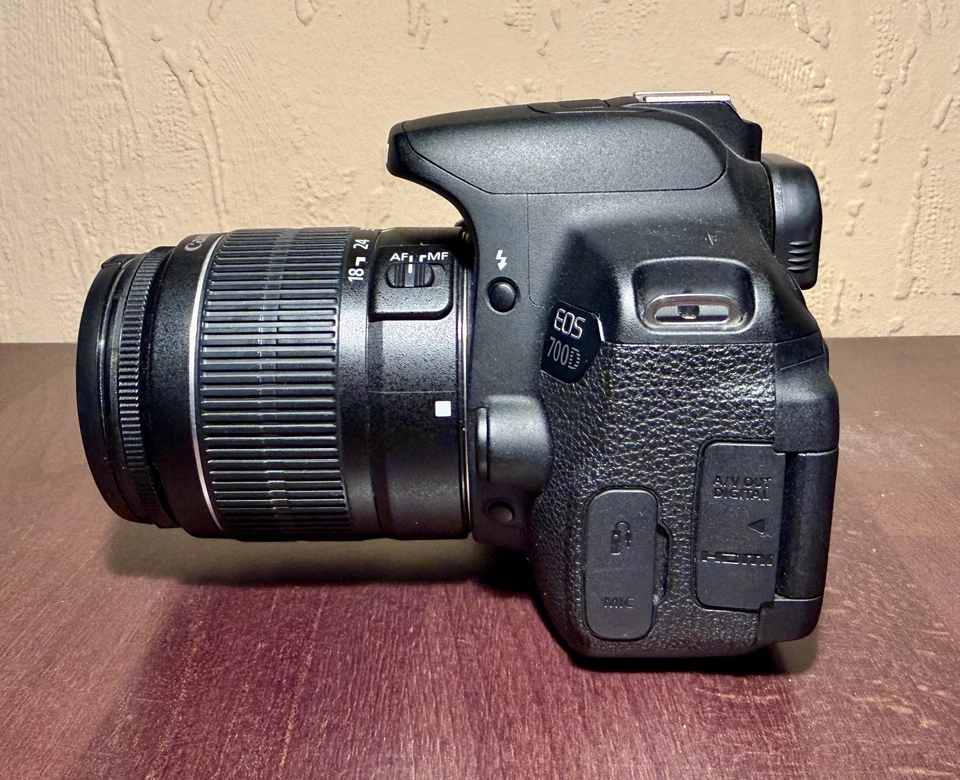 Canon EOS 700D Kit EF-S 18-55mm Objektiv - Bild 3 von 4