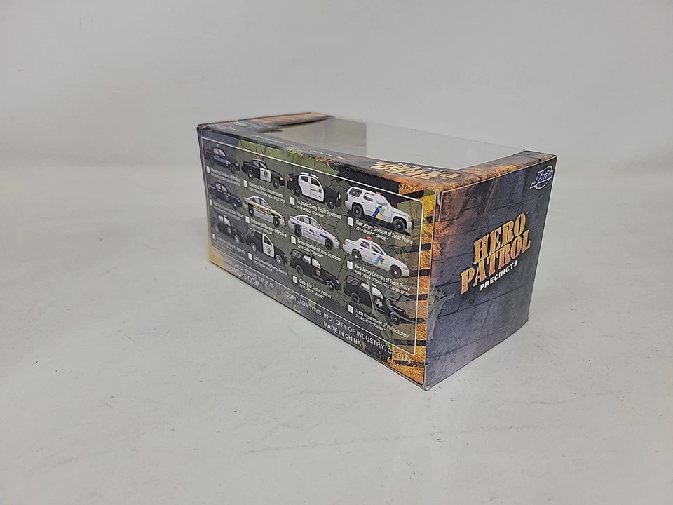 JADA TOYS HERO PATROL 1:32 SCALE 2010 FORD CROWN VICTORIA NEW YORK STATE POLICE - Image 4 of 4