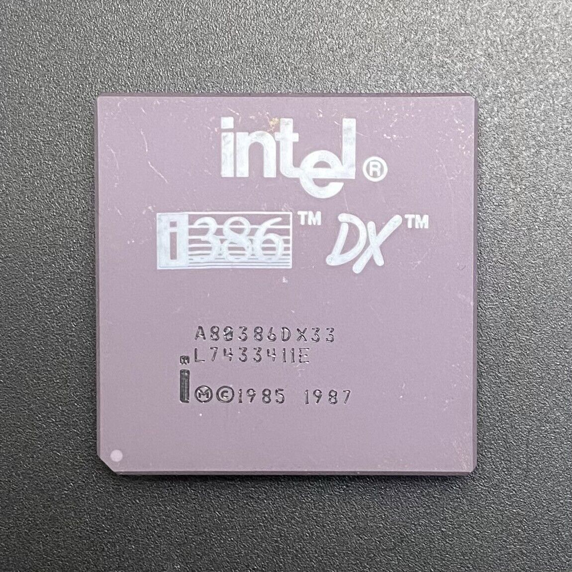 Intel A80386DX-33 CPU 32bit 386 Microprocessor 33MHz PGA132 Intel A80386DX-33 CPU 32bit 386 Microprocessor 33MHz PGA132