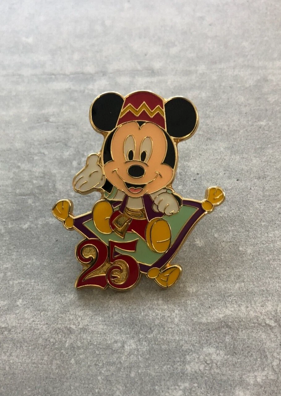 25th Anniversary Tokyo Disney Trading Pin Mickey Flying Magic Carpet Authentic