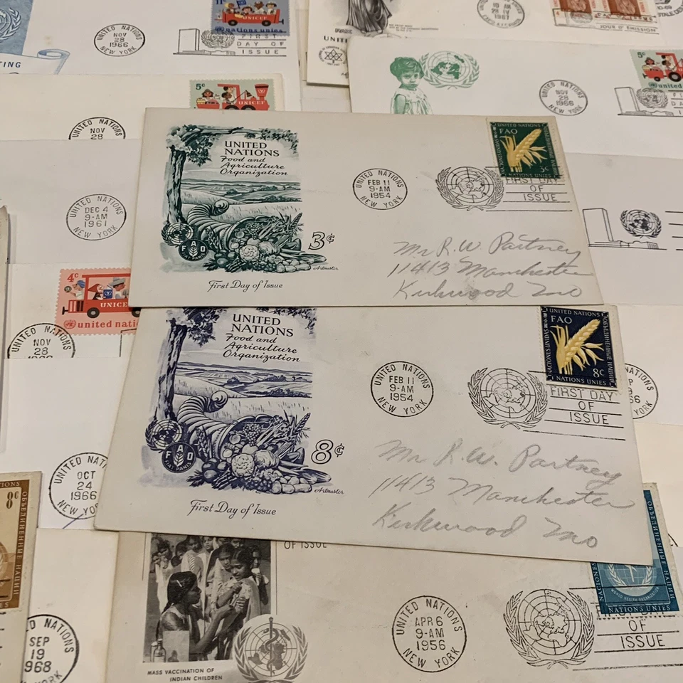 LOTE DE 50+ PORTADAS Y FDC NACIONES UNIDAS AÑOS 50-60. MALARIA, ESPACIO Y MÁS Foto 3 de 4