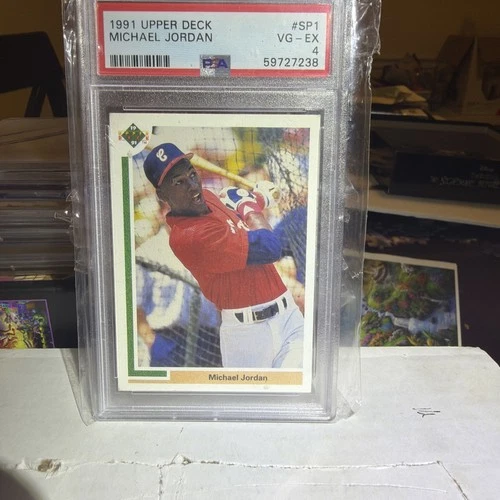 143208329 Michael Jordan 1991 Upper Deck #SP1 Inserts PSA 4