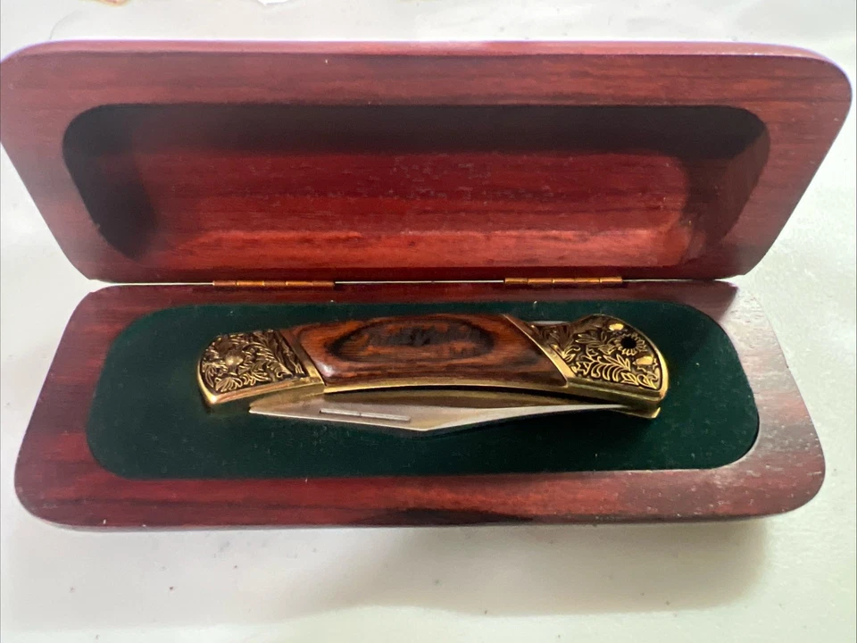 Cuchillo True Value Hardware Auténtico Equipo Coleccionista con Estuche Foto 2 de 4