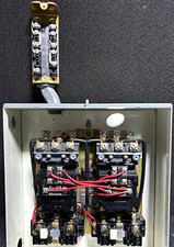 Allen-Bradley 715SBAA1 NEMA Magnetic Starter w/ Thermal Overload 220V