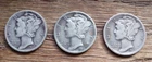 Lot of 3 U.S. silver Mercury dimes--1935. 1935-D, 1935-S