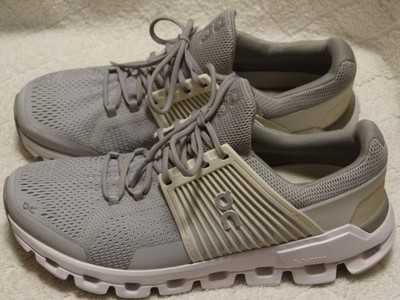 ON Running CLOUD Swiss Engineering* Damen Sneaker * Gr. 40,5 ,UK -7