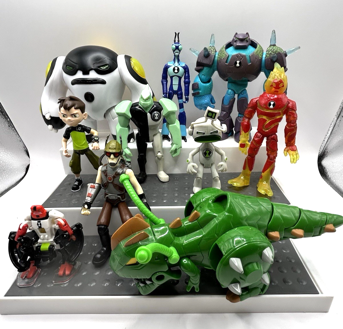 Ben 10 Action Figures Mixed Lot of 10 Cartoon Network Playmates | eBay