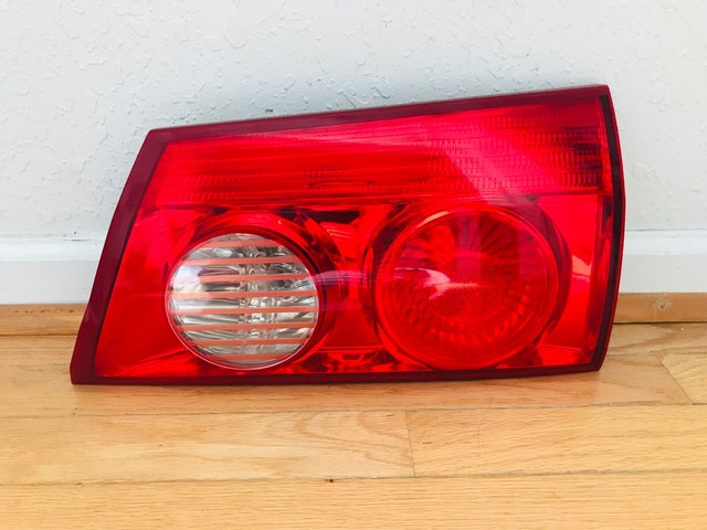 06 07 08 09 10 TOYOTA SIENNA OEM RIGHT PASSENGER SIDE TAIL LIGHT for sale online | eBay