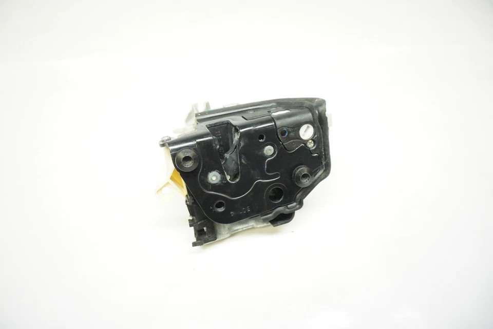 Actuador de cerradura de puerta de pasajero AUDI RS5 13-15 OEM Foto 2 de 3