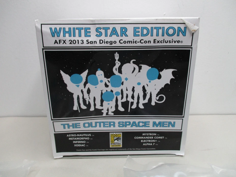 2013 4 CUATRO JINETES EL ESPACIO EXTERIOR HOMBRES SDCC ESTRELLA BLANCA CONJUNTO DE 8 FIGURAS NUEVO Foto 2 de 4
