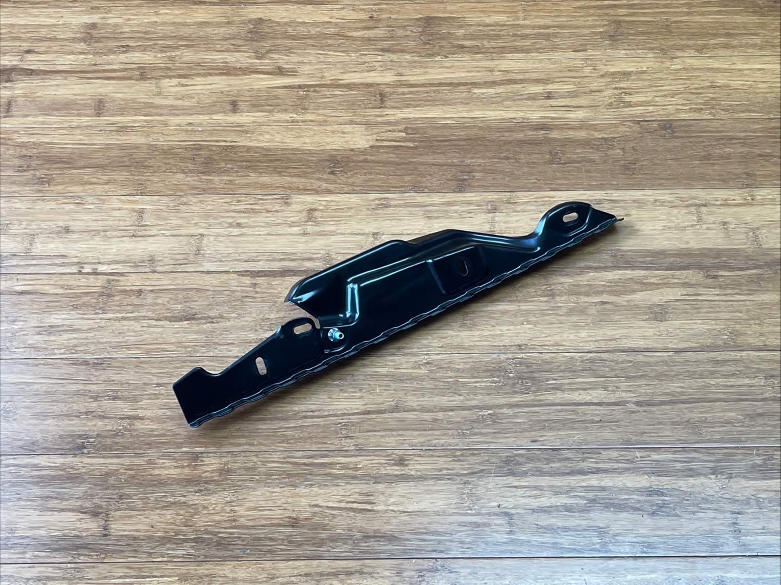 2018-2024 Ferrari Portofino F164 Left Quarter Window Lift Mechanism Bracket OEM