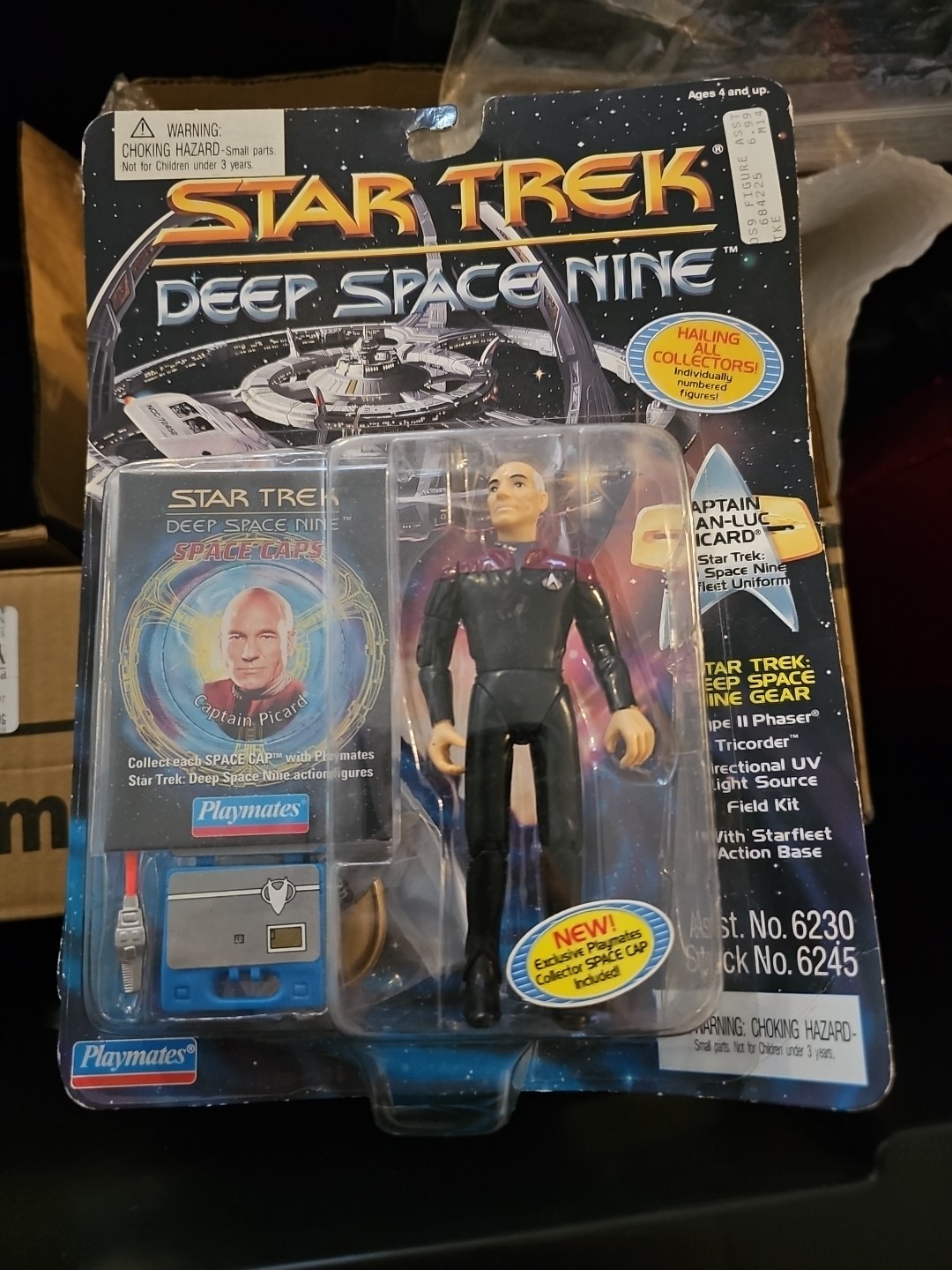 Star Trek Deep Space Nine Playmates Captain Jean Luc Picard Action Figure