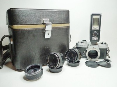 Yashica FX-2