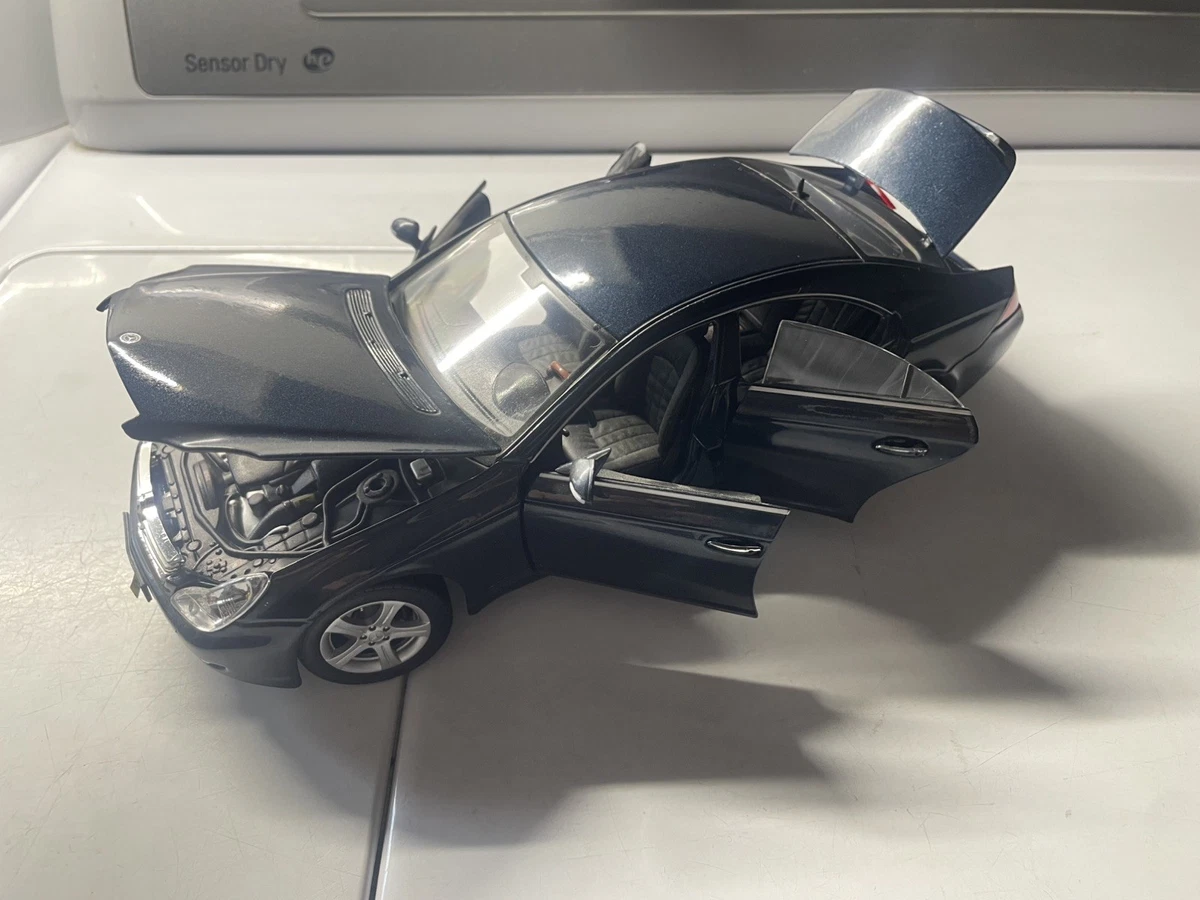 Maisto Mercedes-Benz 1:18 Scale Diecast & Toy Vehicles for sale - eBay