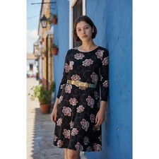 Loft Outlet Woman Sz M Swing Dress, back keyhole/bar Black/Pink Roses design