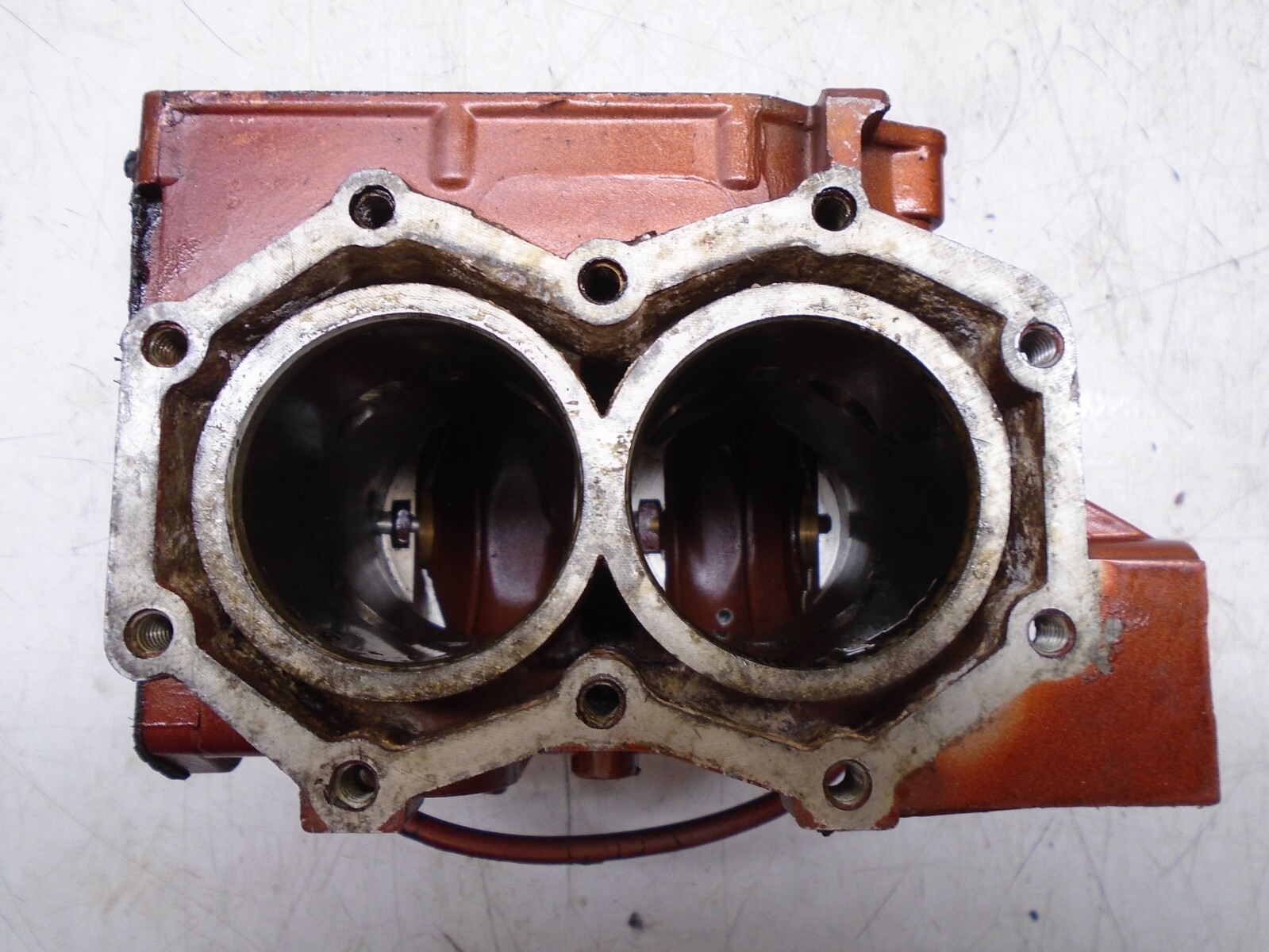 J4a Johnson Evinrude 5.5 HP Outboard Cylinder Block 376514 0376514  