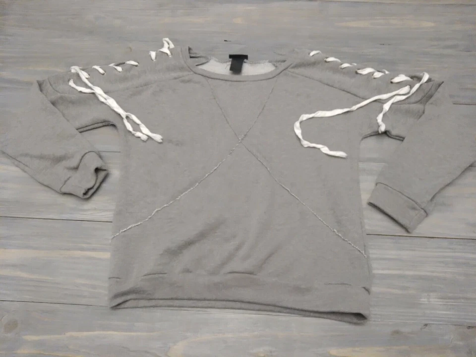 Rue21 Women's Sweatshirt Large Gray Pullover Unique Lace up Sleeves - Image 2 of 4