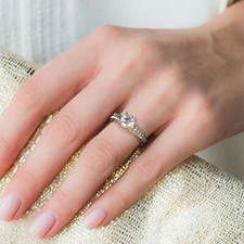 Bague ronde pour femme avec diamants cultiv?s en laboratoire certifi?s IGI...