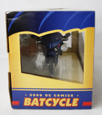 BATMAN 2000 DC COMICS BATCYCLE 1:16 DIE CAST VEHICLES CORGI NEW