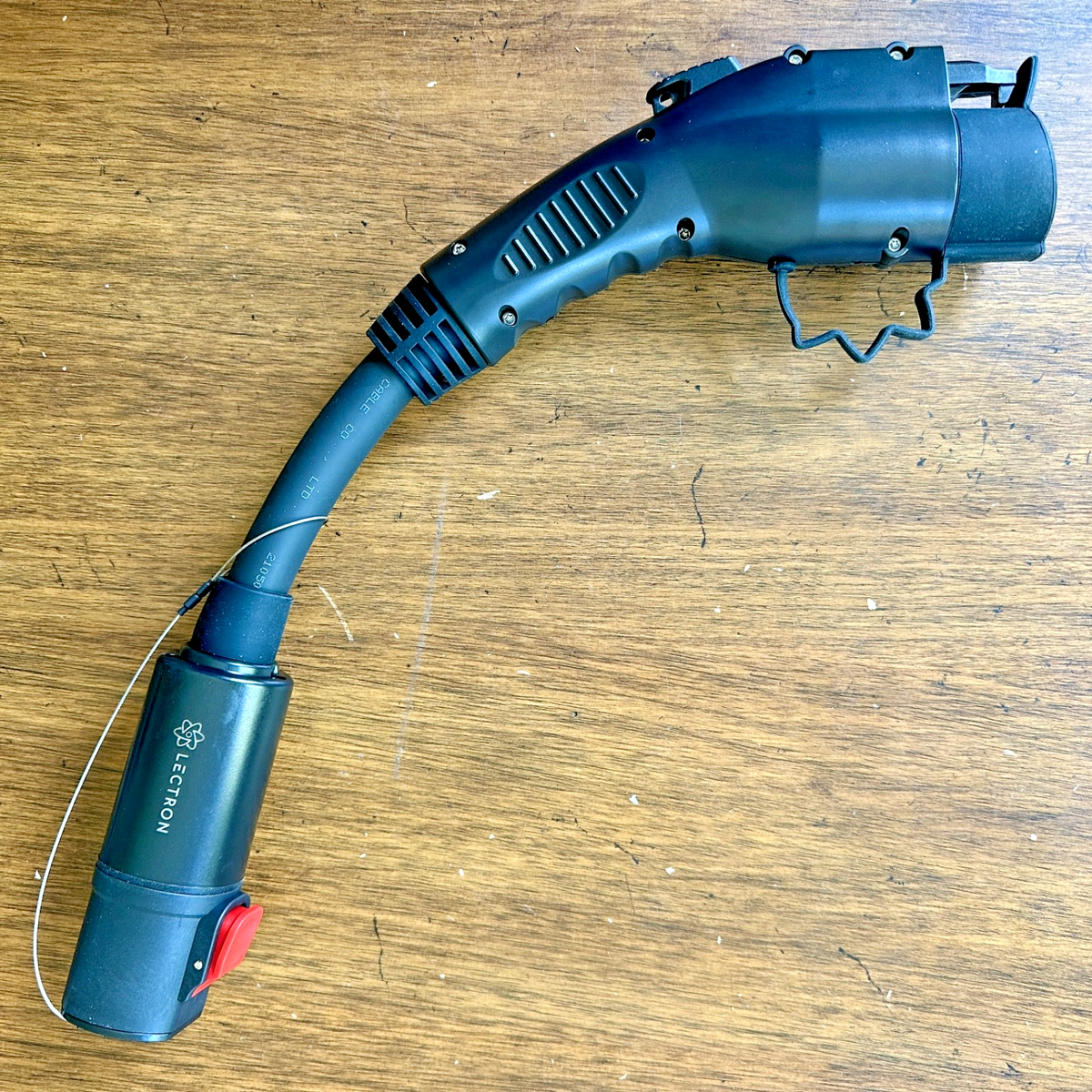 NACS Tesla charger to J1772 Adapter for Audi e-tron GT Q4 Q8 RS A3