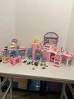 1996 Vtg Barbie Love n Care Vet Center Playset 67597 W Pet Shop & Extras